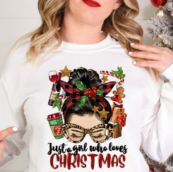 *Just a girl who loves Christmas