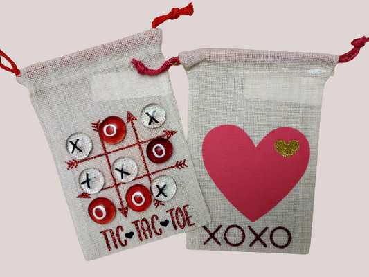 XOXO tic- tac toe set
